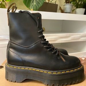 Dr. Martens Jadon Decon Boots in Black Vintage Smooth mens size 6, womens size 7